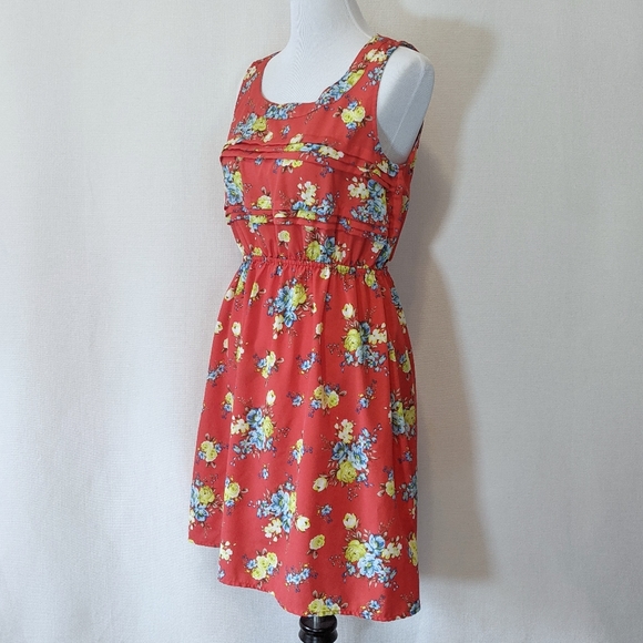 Xhilaration Floral Red Sundress | Large - Picture 4 of 6